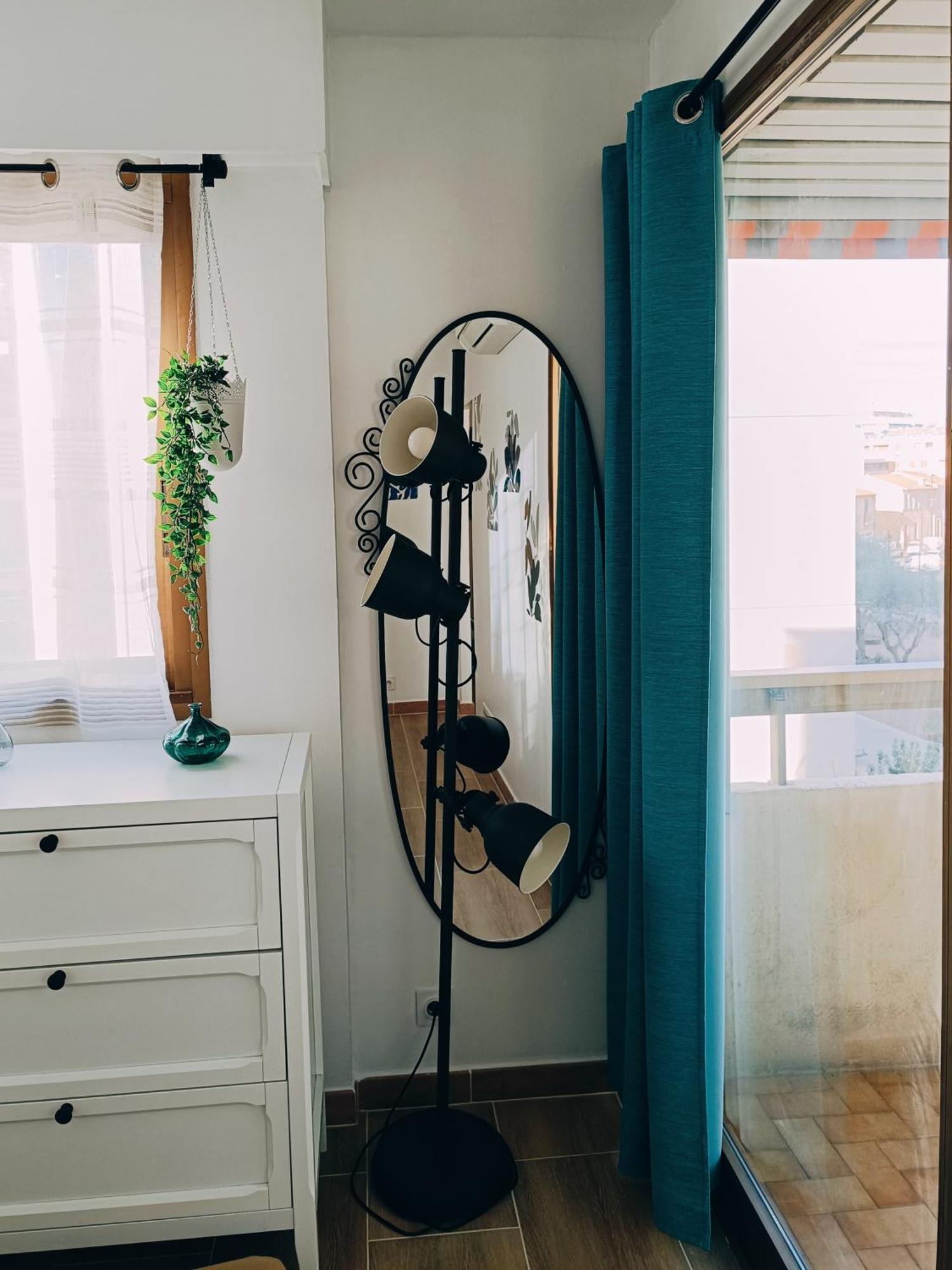 2 Pieces Climatise Avec Balcon Dans Le Vieil Antibes, Residence Avec Ascenseur Kültér fotó